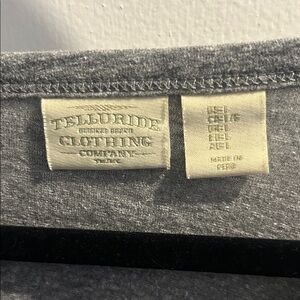 Telluride Clothing Company Gray Women's Short Sleeve Tee